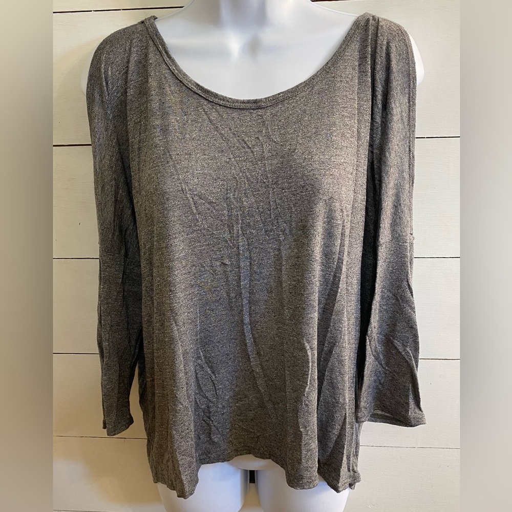 Abercrombie & Fitch Women’s Medium Gray Scoop Neck Cold Shoulder Long Sleeve Top